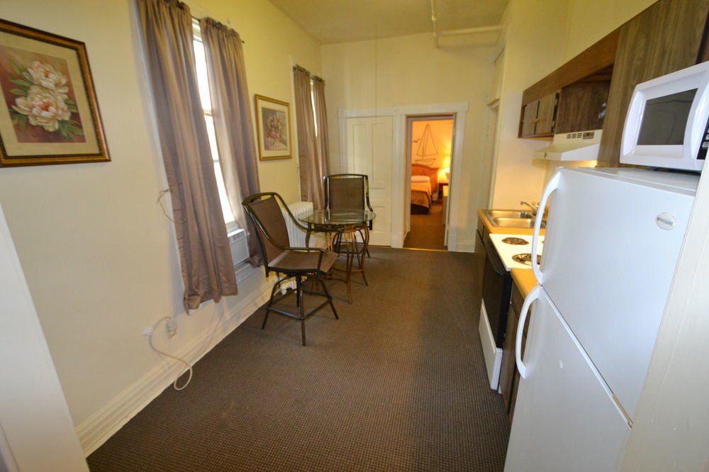 Perfect Stay Inn & Suites Blair Buitenkant foto