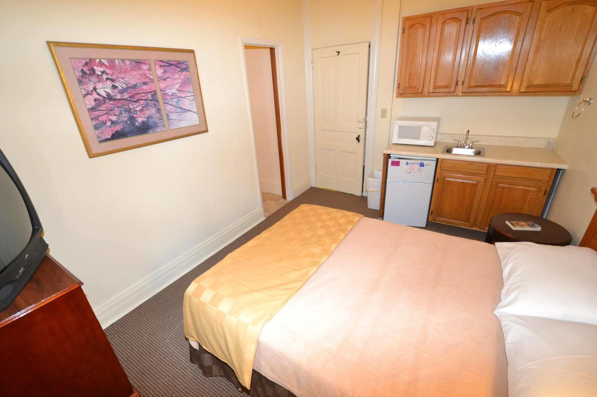 Perfect Stay Inn & Suites Blair Buitenkant foto